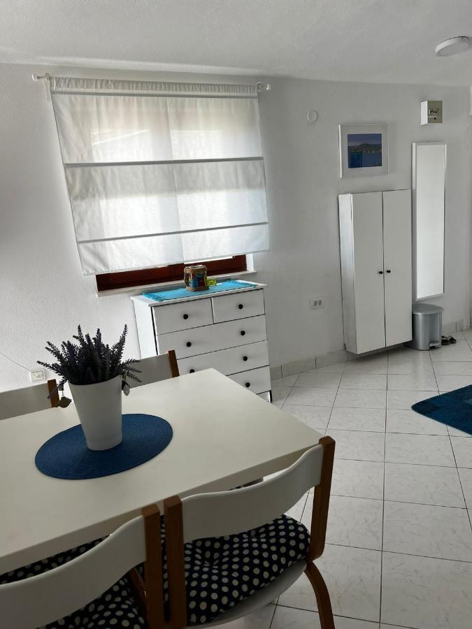 Apartments Milicevic Rogoznica  Exterior foto