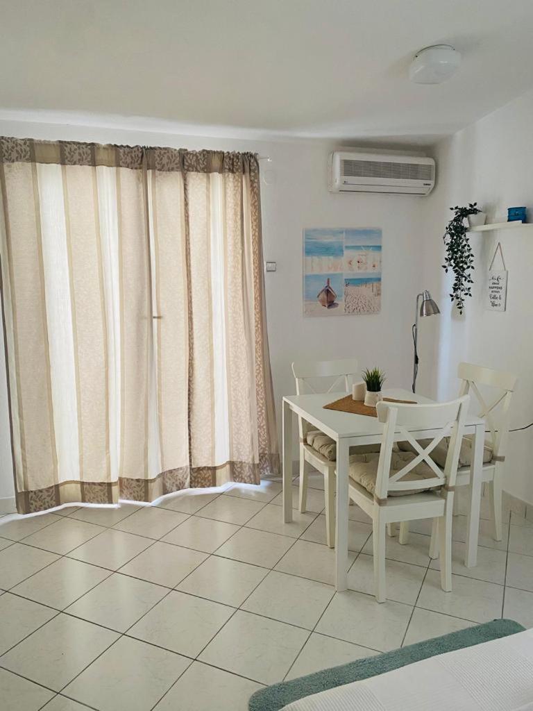 Apartments Milicevic Rogoznica  Exterior foto